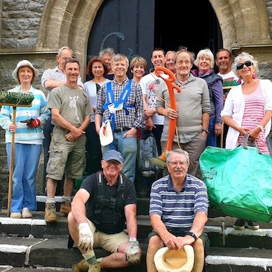 Churchyard working party