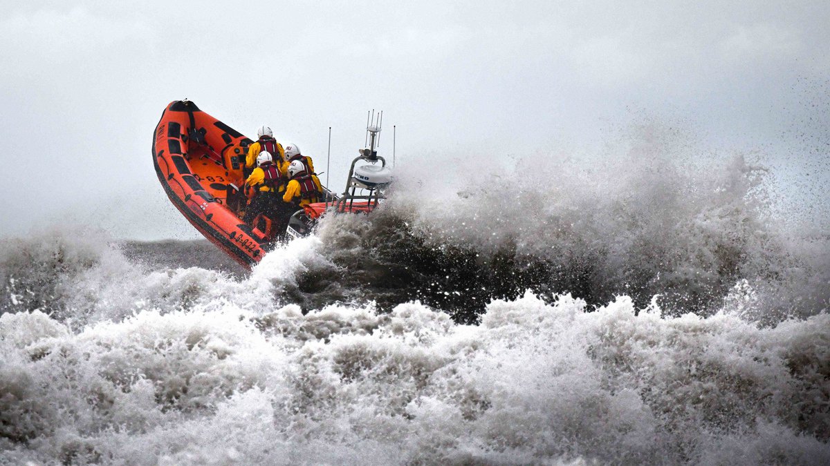 the Atlantic 85 and crew undergoing rough weather training