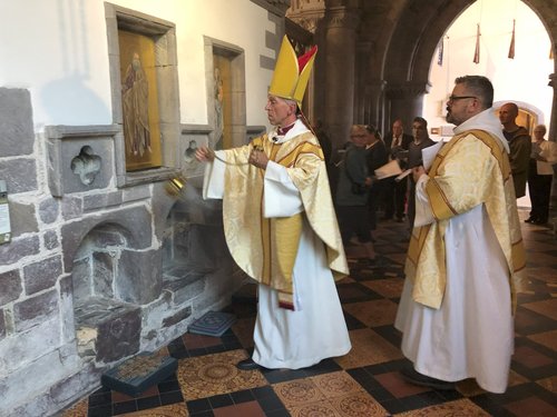 Archbishop blesses shrine