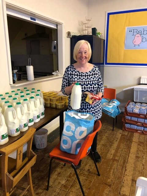 Lynne volunteering