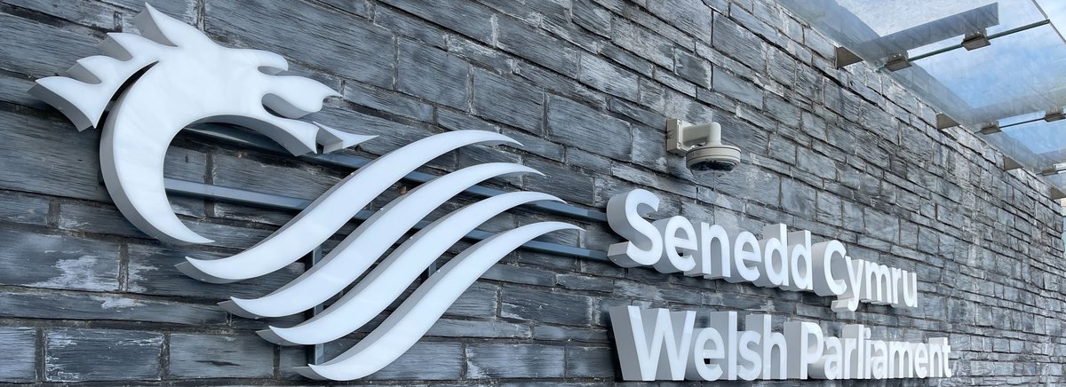 Senedd sign