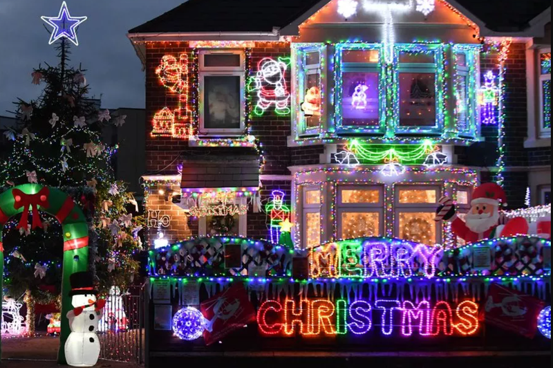 christmas house decorations